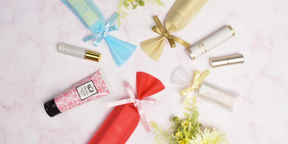 細長いギフトラッピングも簡単＆おしゃれに仕上がります