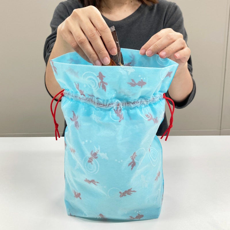 ラッピング｜巾着袋 夢がさね大 金魚柄 20枚入～