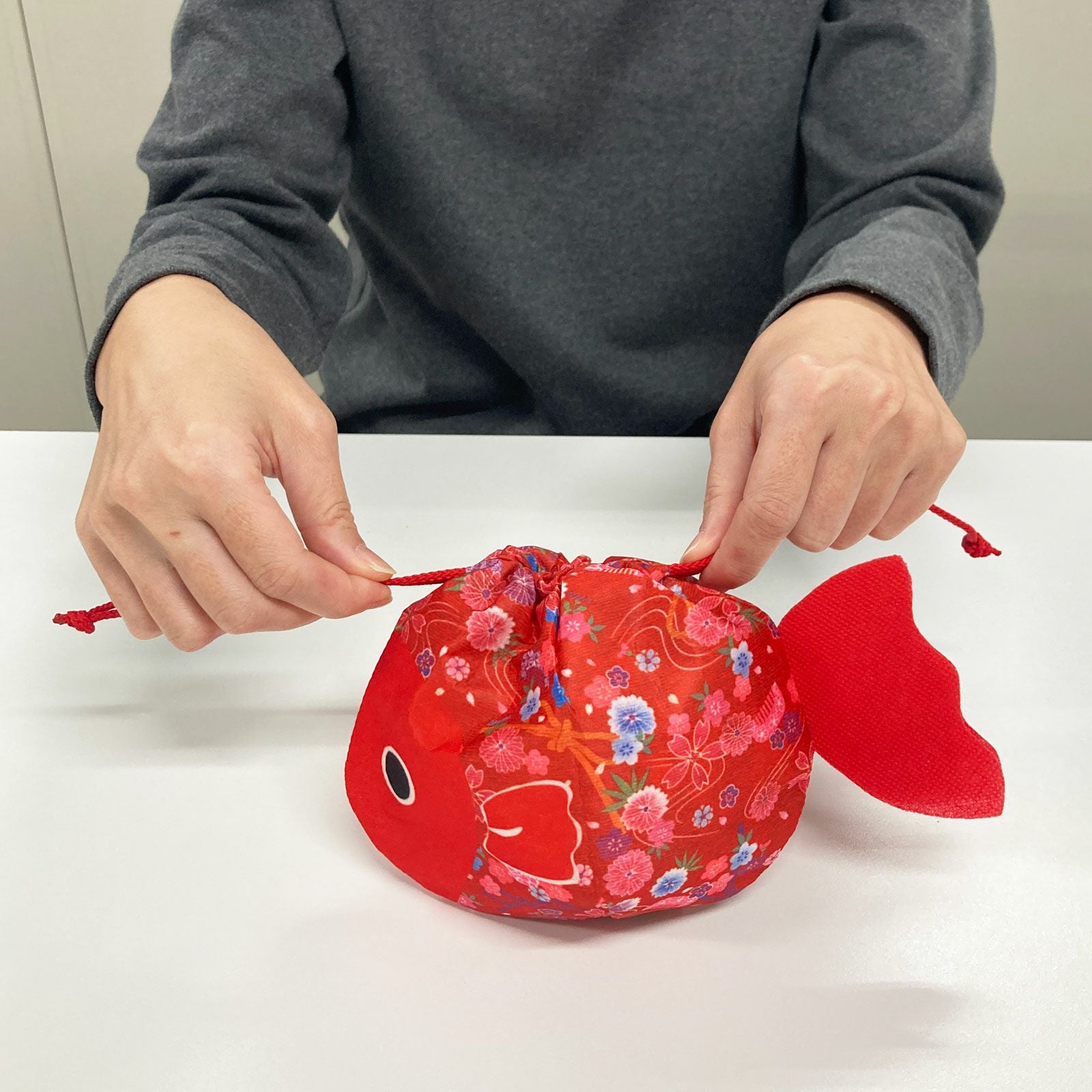 和金魚FP 20枚入～｜不織布製品や包装資材の仕入れ通販ならラッピングの森
