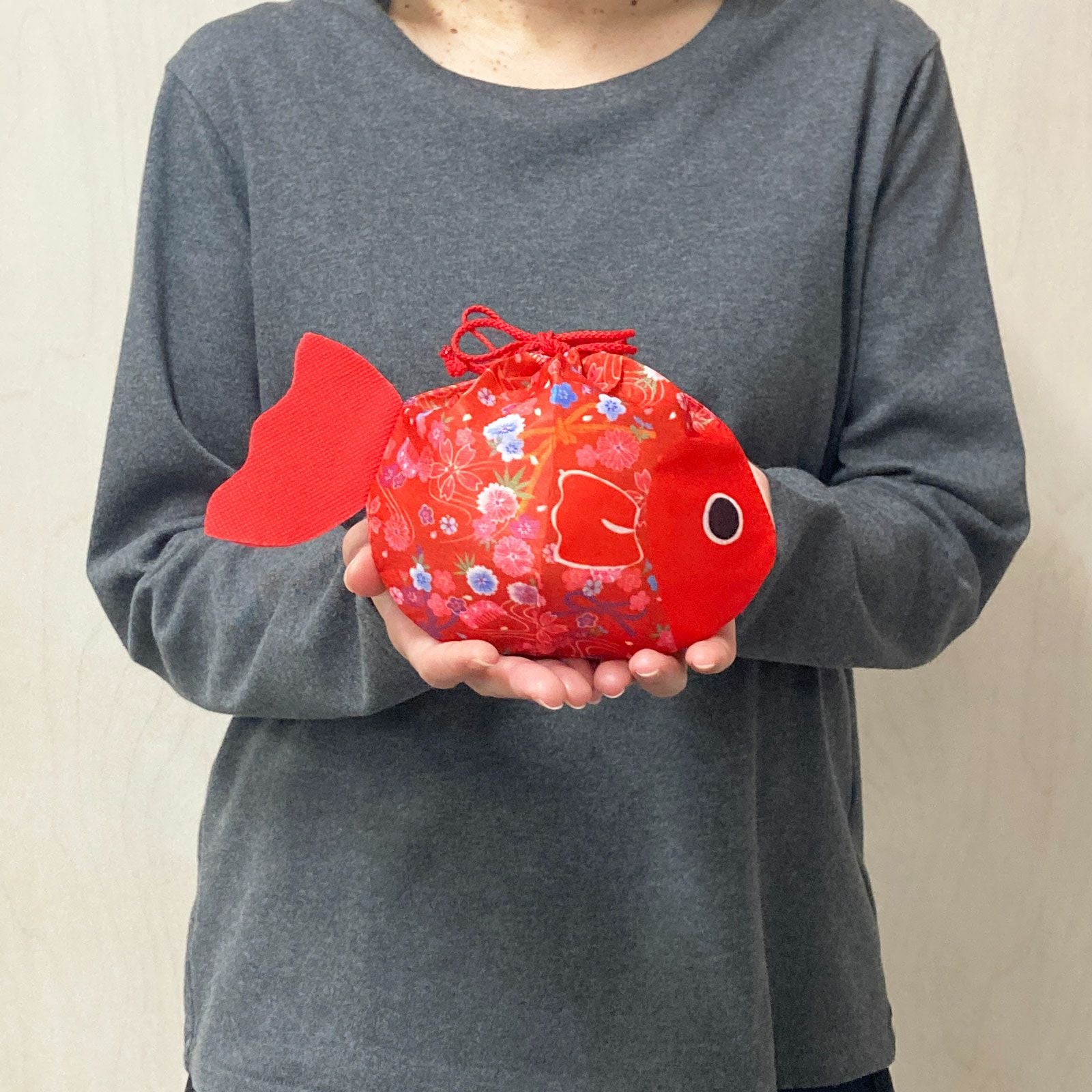 和金魚FP 20枚入～｜不織布製品や包装資材の仕入れ通販ならラッピングの森