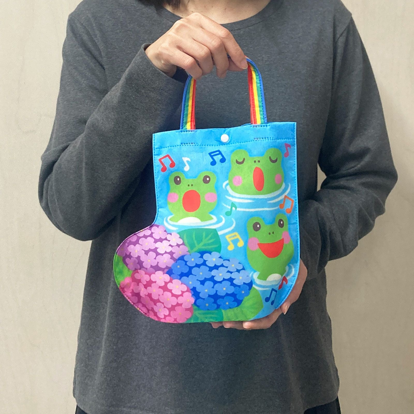 簡単・便利・華やか！梅雨シーズンの店舗ラッピングに最適