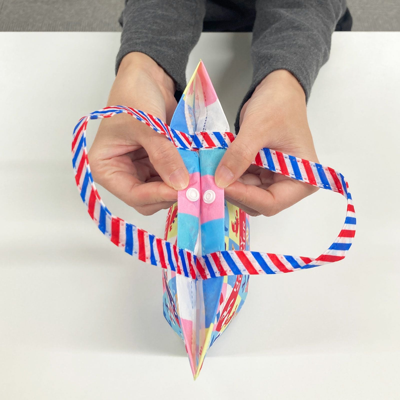 ホック付き袋｜ホックをパチンと留める