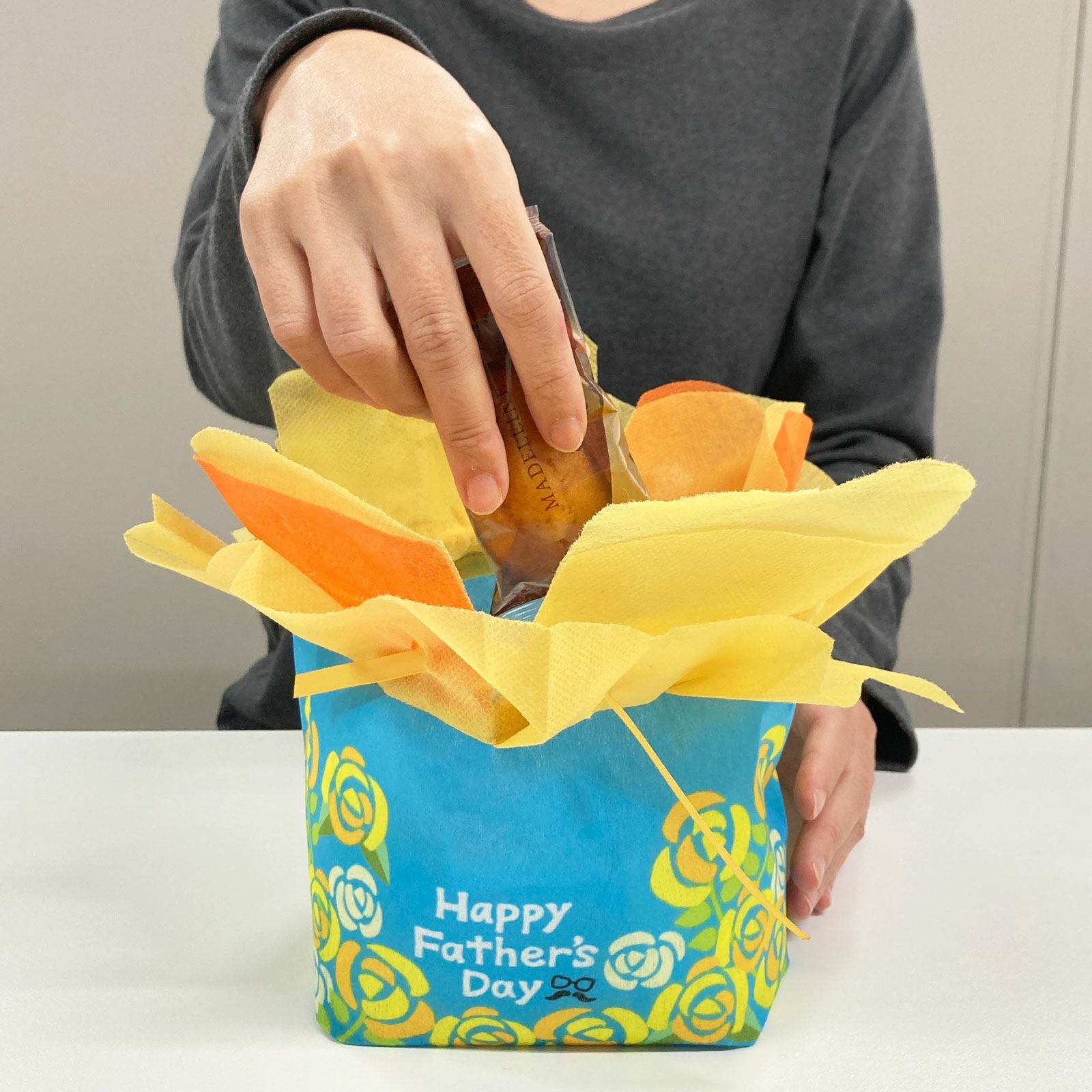 忙しい店舗様でも美しいラッピングが完成