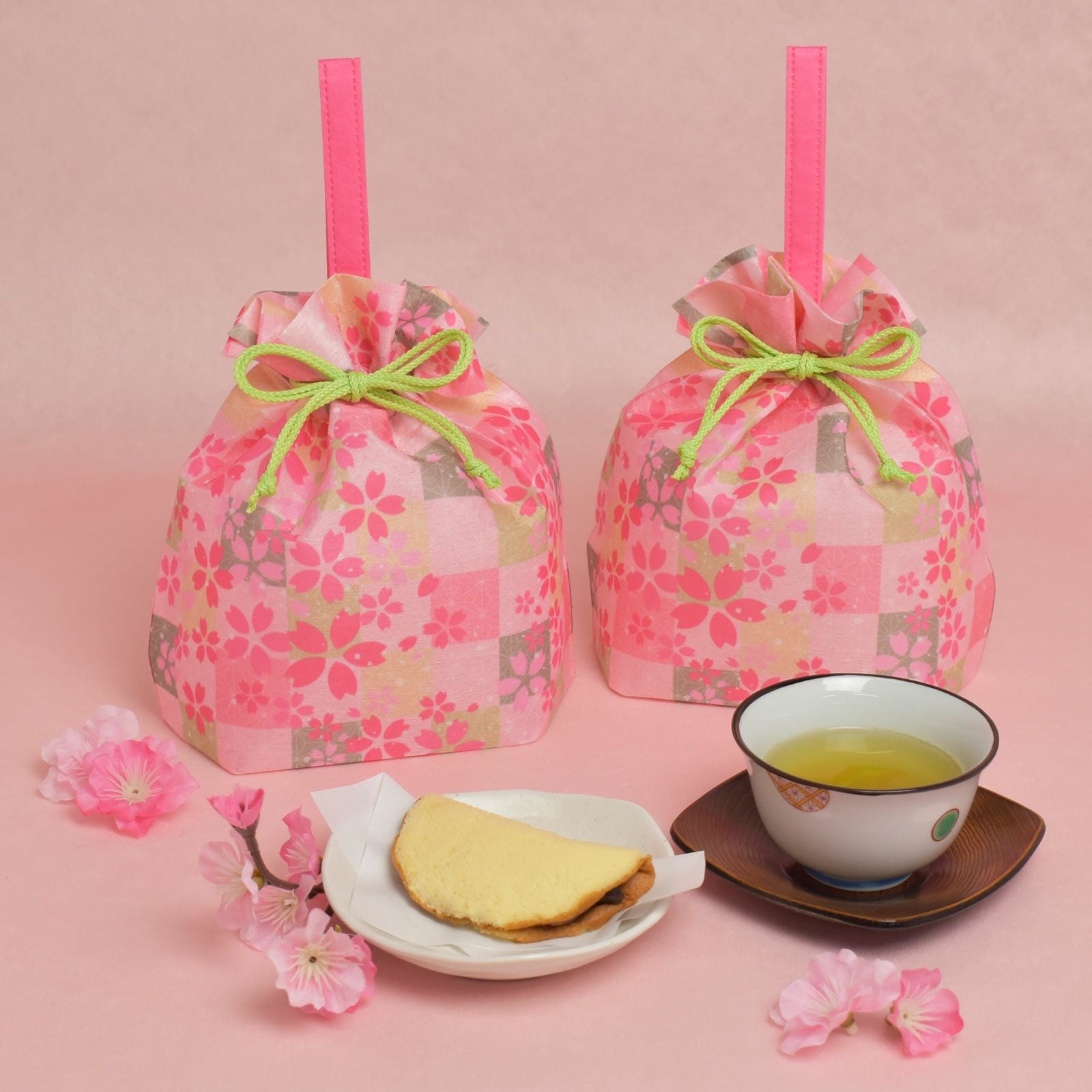 桜の花ラッピング特集｜不織布製品や包装資材の仕入れ通販なら