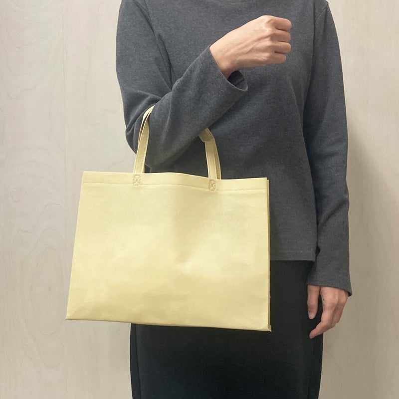 不織布バッグ｜不織布スクエアトート　ふつう《75g》　A4横サイズ｜100枚入～