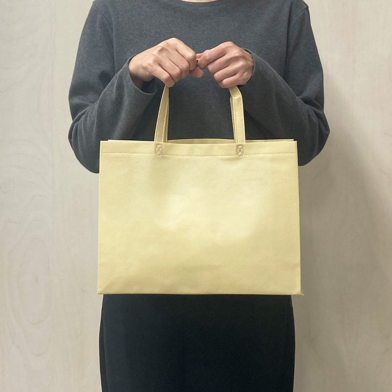 不織布バッグ｜【小ロット】不織布スクエアトート　ふつう《75g》　A4横サイズ｜10枚入～