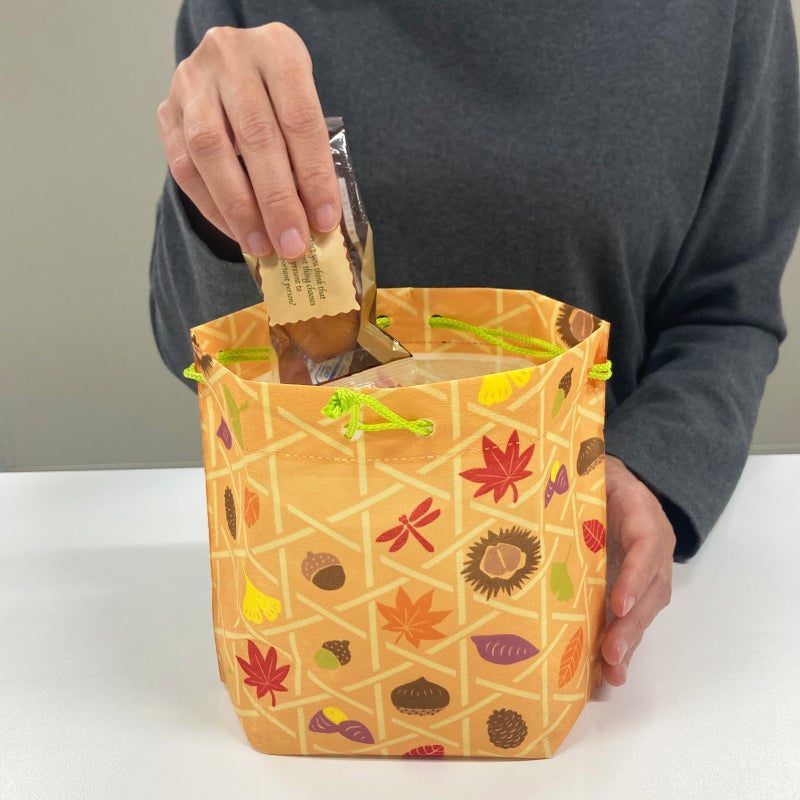 ラッピング｜【秋ギフト】信玄袋　いもくり紅葉柄｜不織布ラッピング袋｜20枚入～