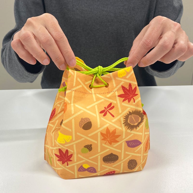 ラッピング｜【秋ギフト】信玄袋　いもくり紅葉柄｜不織布ラッピング袋｜20枚入～