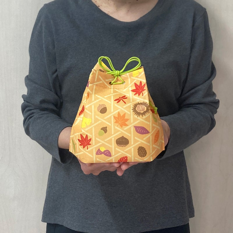ラッピング｜【秋ギフト】信玄袋　いもくり紅葉柄｜不織布ラッピング袋｜20枚入～